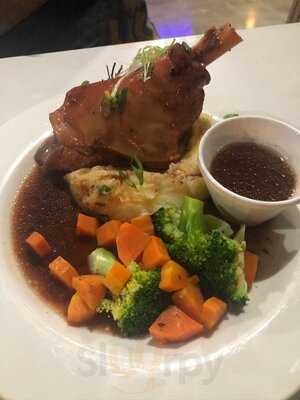 Tim's Surf & Turf Restaurant