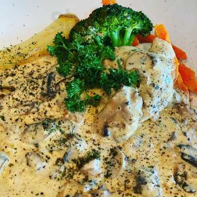 George's Steak & Seafood Restaurant