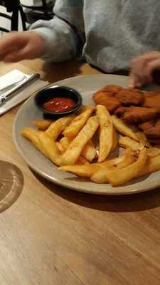 Budapest Restaurant & Palinka Bar