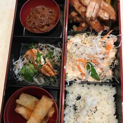 Maruya Japanese Restaurant