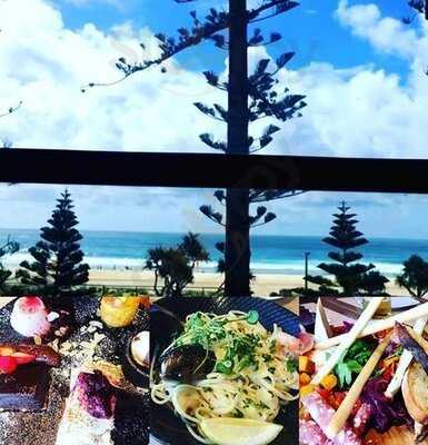 Delizioso At The Strand