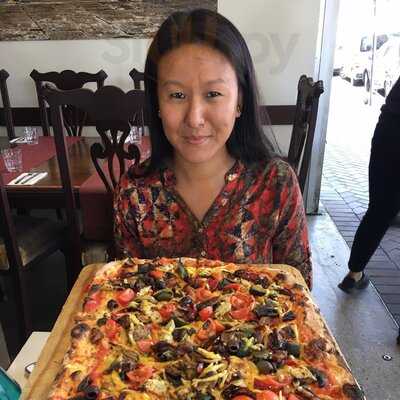 Devita Trattoria Pizzeria