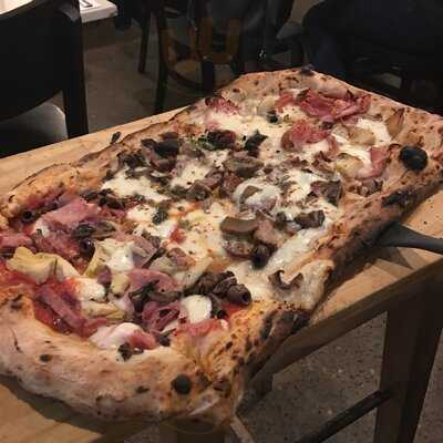 Devita Trattoria Pizzeria