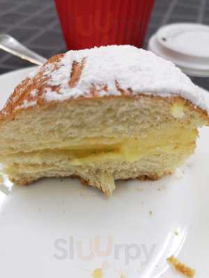 Pane Fresco Portuguese Bakery