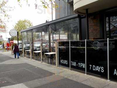 Demazzi's Restaurant