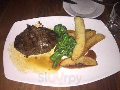 Chill Restaurant & Bar