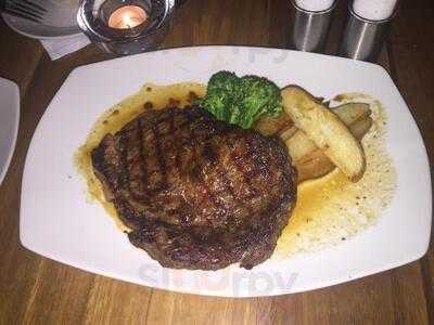 Chill Restaurant & Bar