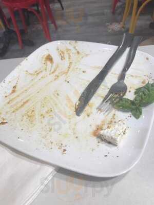 Mama's Cafe Patisserie