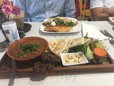 Mama's Cafe Patisserie