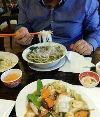 Western Pho