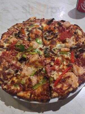 Roma Pizzeria & Coffe Bar