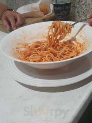 Roma Pizzeria & Coffe Bar