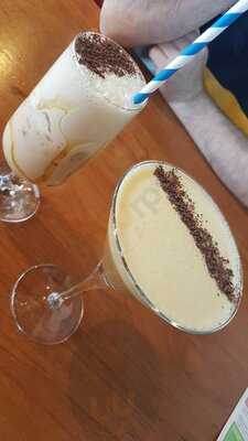 The Foundry Hotel & Mister Bobs Sports Bar