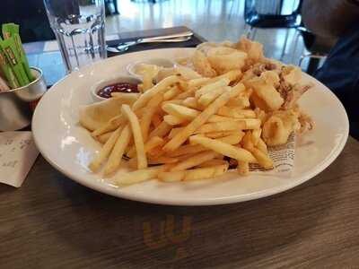 Rocca's Woodfired Pizzeria And Pasta Bar