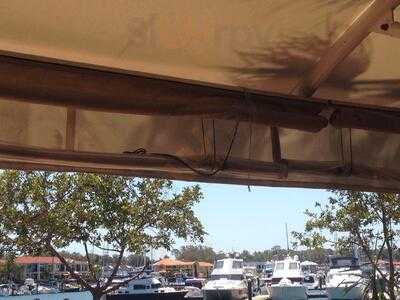 Fiction Bar & Restaurant