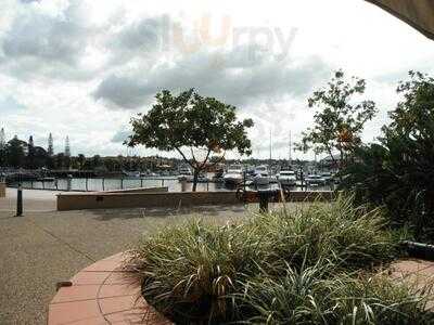 Fiction Bar & Restaurant