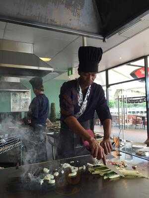 Teppanyaki Bar