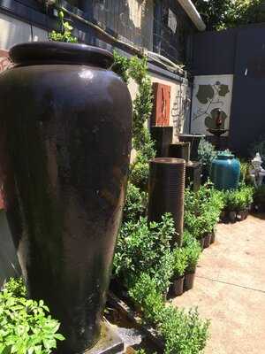 Poynton's Boulevard Cafe