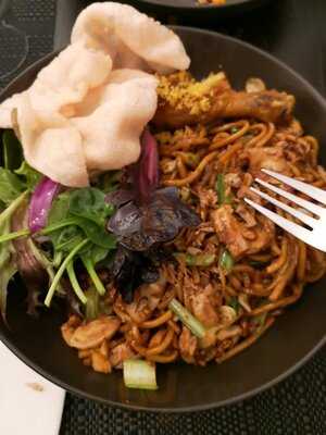 Manado Indonesian & International Cuisine