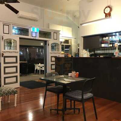 Manado Indonesian & International Cuisine