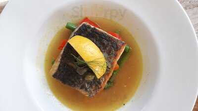 Pinelli Estate Winery Restaurant