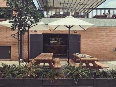 Mr P.p.'s Deli & Rooftop