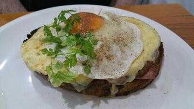 Two Little Pigs Charcuterie & Grind