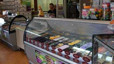 Planet 72 Icecreamery