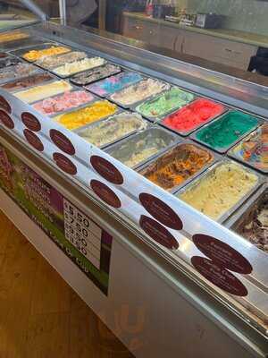 Planet 72 Icecreamery