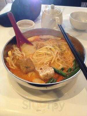 Vegie Hut Vegetarian Restaurant