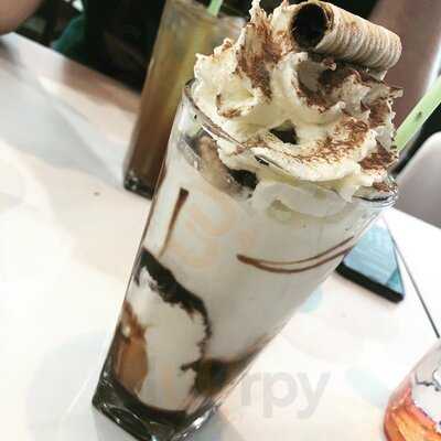 Fannie Bay Cool Spot