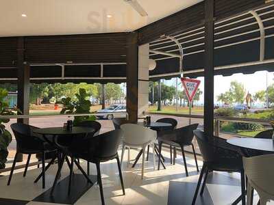 Fannie Bay Cool Spot