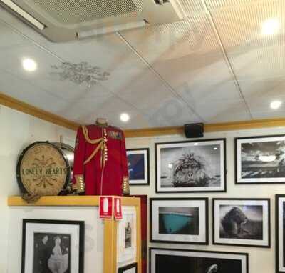 Elephant & Castle Hotel