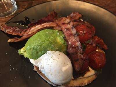 Suburban Dining + Rooftop