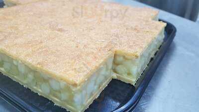 The Crusty Loaf Bakery