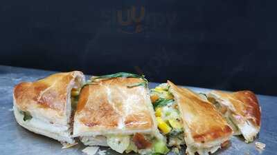 The Crusty Loaf Bakery