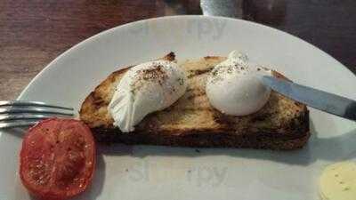 Harvest Store & Kitchen