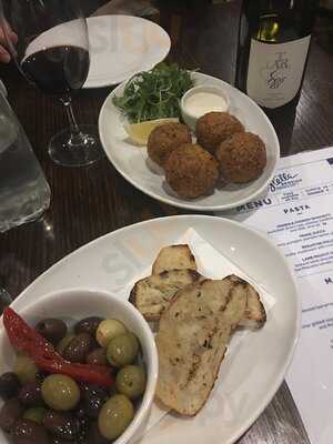 Stella Bendigo - Woodfired Pizzeria, Wine Bar & Cafe