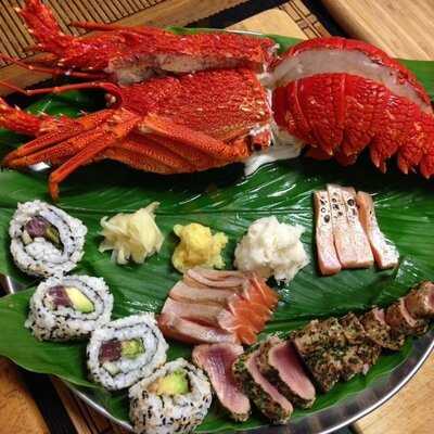 Reef Seafood And Sushi