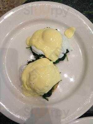 Lucchini Continental Cakes