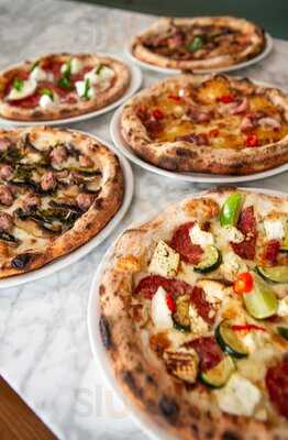 Da Pino Pizzeria E Cucina