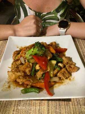 Mellow Thai Restaurant And Cafe