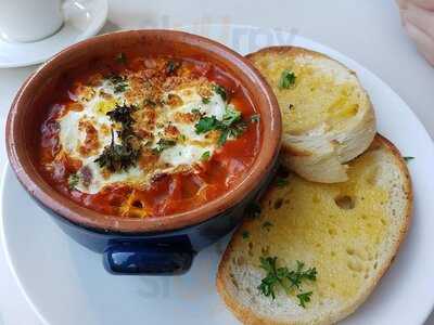 Nourish Real Food Cafe