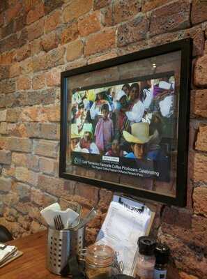 Nourish Real Food Cafe