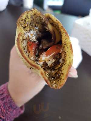 Charlie's Pizzeria & Bakery