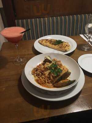 Casa Mia Cafe & Restaurant