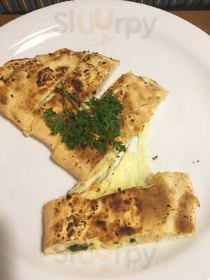 Casa Mia Cafe & Restaurant