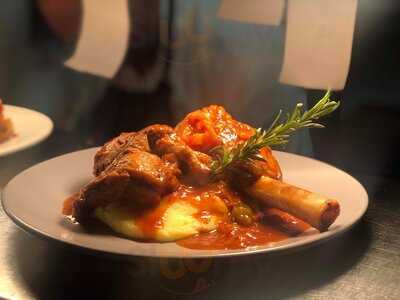 Paddy Malone's Irish Bar & Restaurant