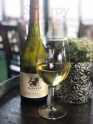 Paddy Malone's Irish Bar & Restaurant