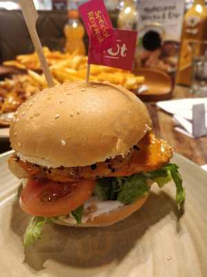 Nandos Marriott Waters